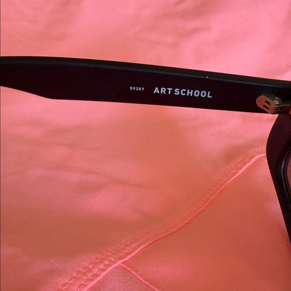 Quay Australia Black Rectangular Women’s Sunglasses - Picture 3 of 6